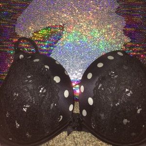 Victoria secret bra 38D